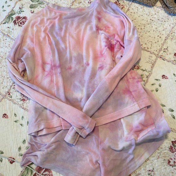 Matching Set - Picture 5 of 5